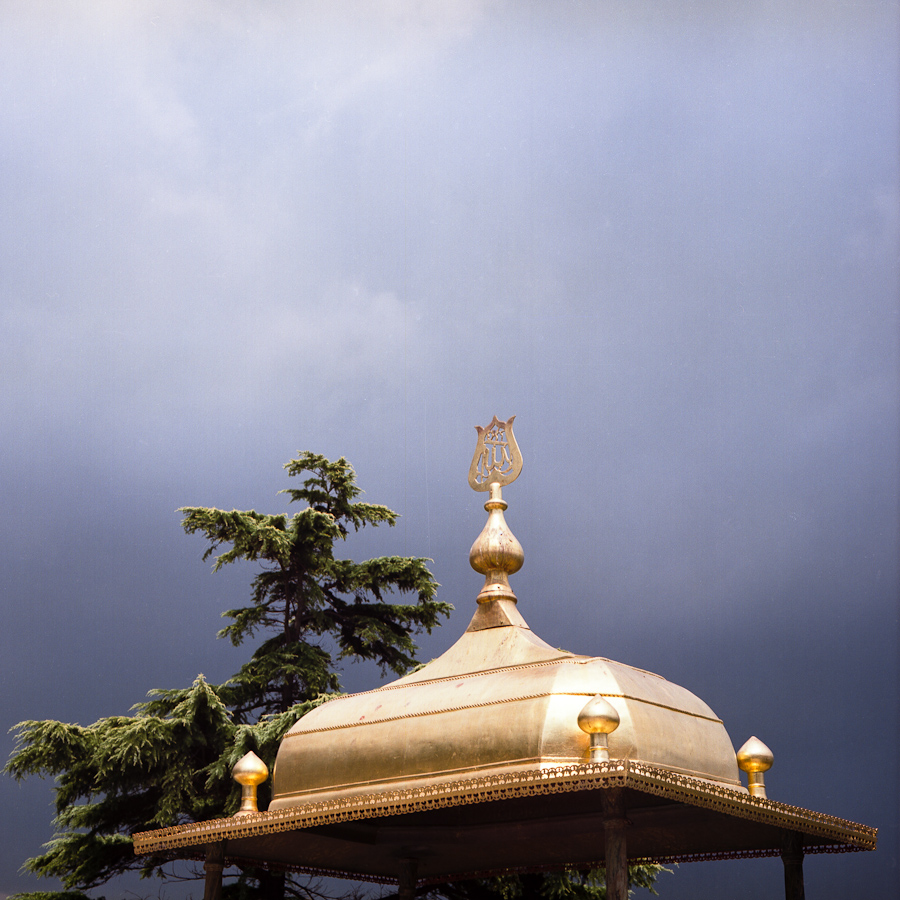 Approaching storm (Topkapi palace, Istanbul, Turkey) Pentacon Six TL, Carl Zeiss Jena Biometar 80mm f/2.8, Fujicolor Pro 160NC, Canoscan 9900F