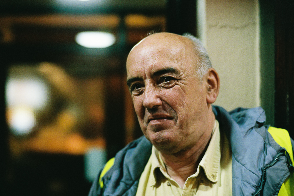 Gentleman from a pub (Dublin 2015), Leica M2, Zeiss C Sonnar 50mm f/1.5 @ f/2, Fuji Xtra 400